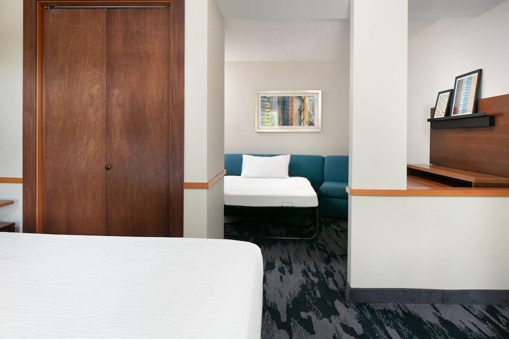 Fairfield Inn & Suites By Marriott Tulsa Central מראה חיצוני תמונה