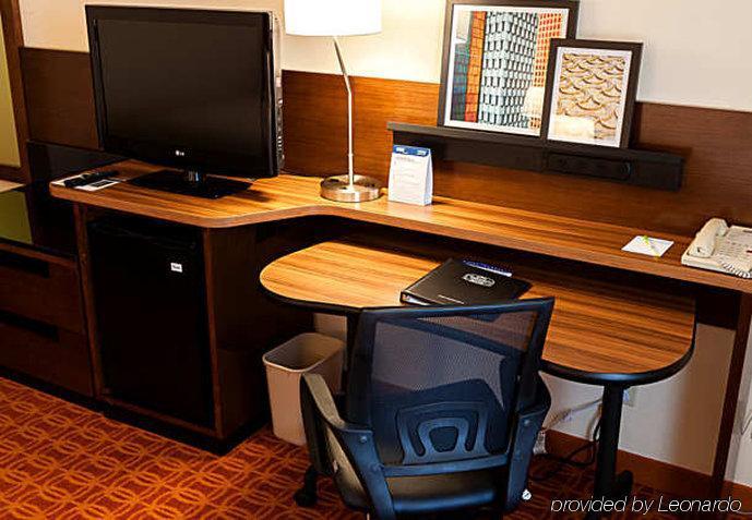 Fairfield Inn & Suites By Marriott Tulsa Central חדר תמונה