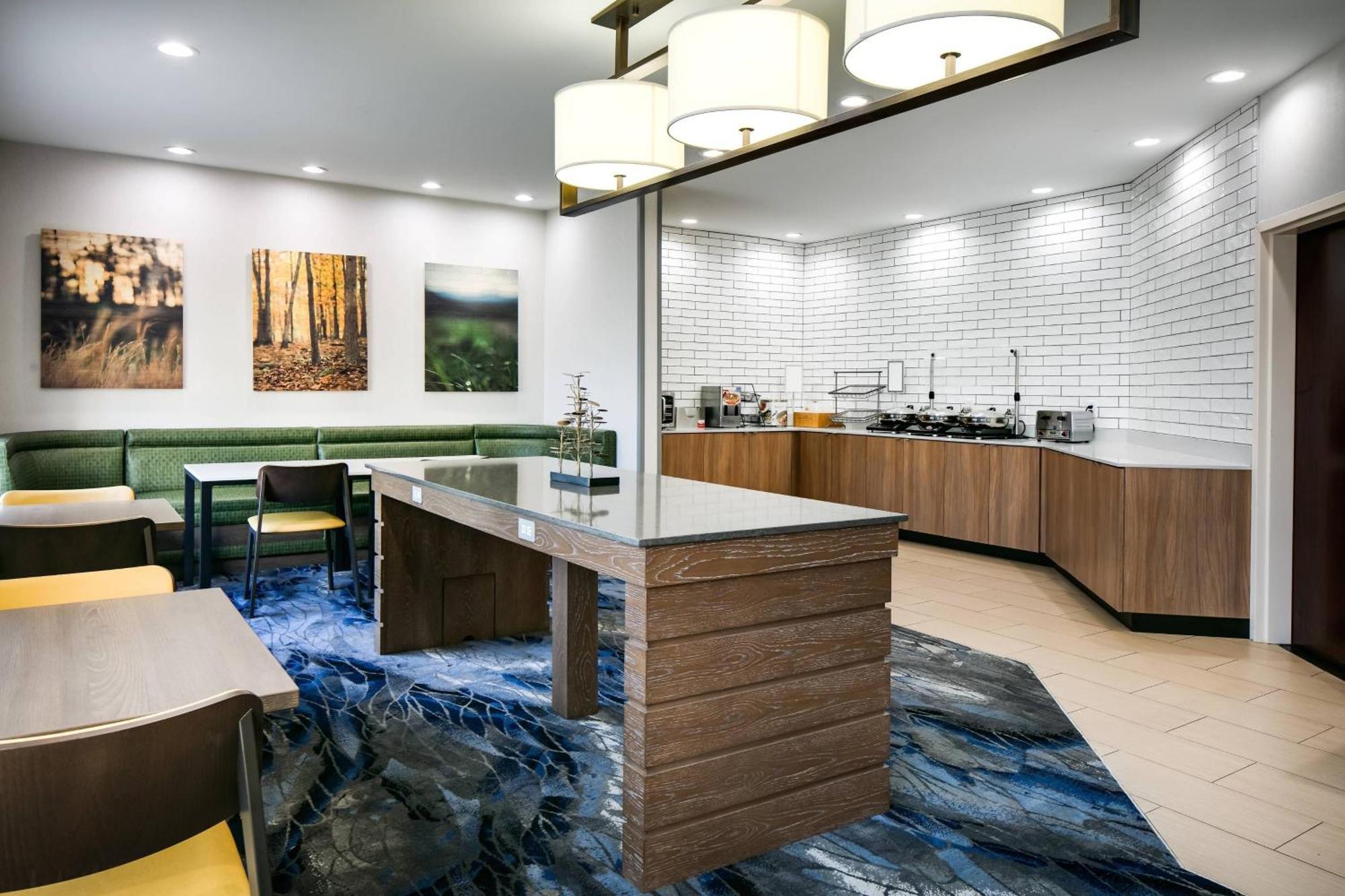 Fairfield Inn & Suites By Marriott Tulsa Central מראה חיצוני תמונה