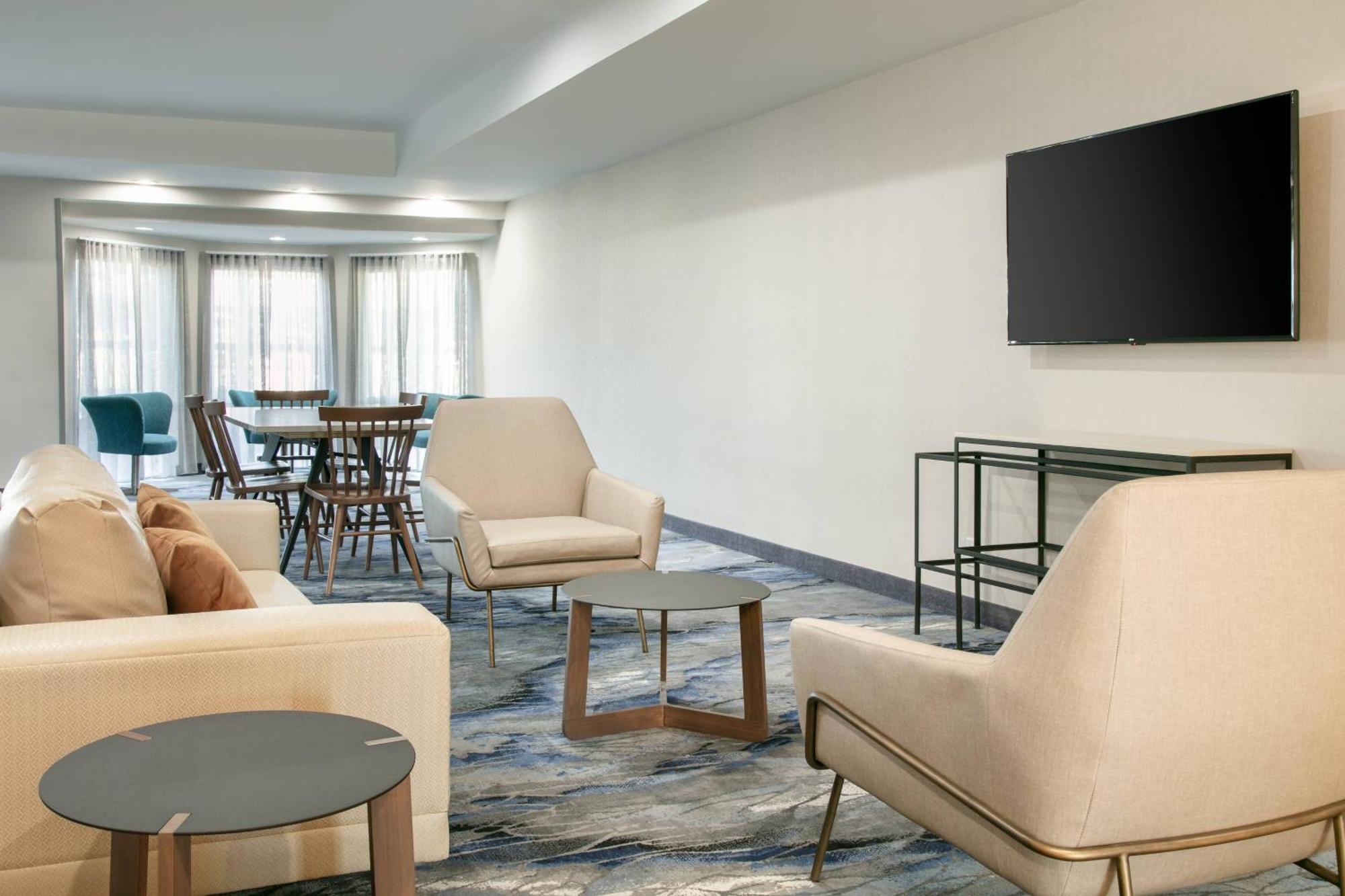 Fairfield Inn & Suites By Marriott Tulsa Central מראה חיצוני תמונה